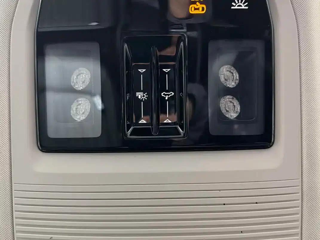 Viloran 2023 330TSI Luxury Edition — миниатюра 31