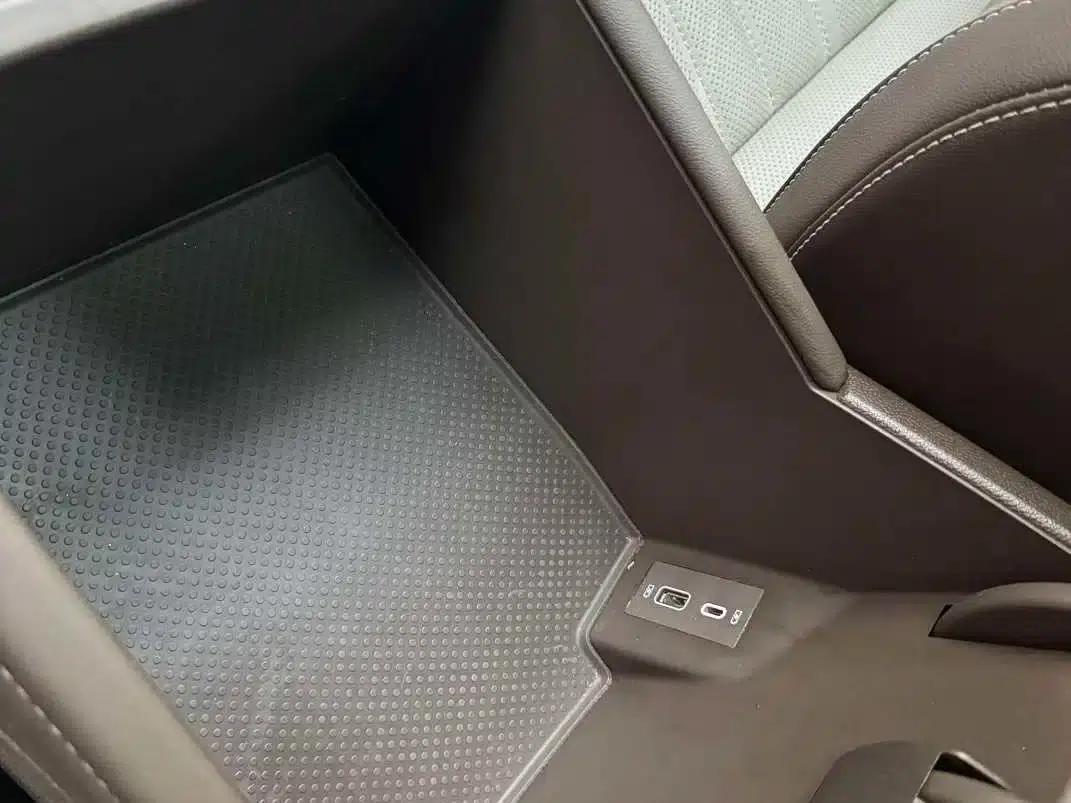 Viloran 2023 330TSI Luxury Edition — миниатюра 34