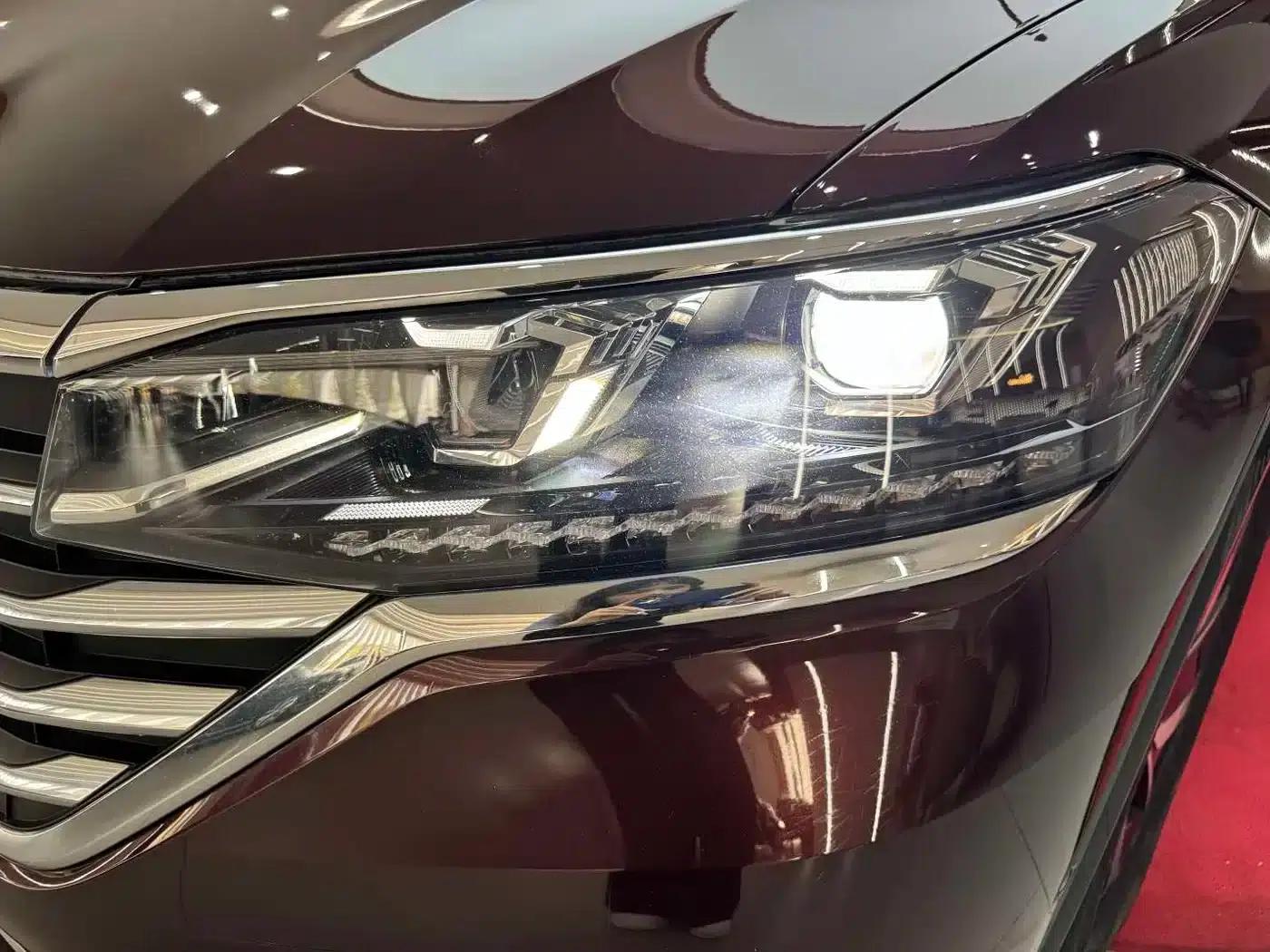 Viloran 2023 330TSI Luxury Edition — миниатюра 40