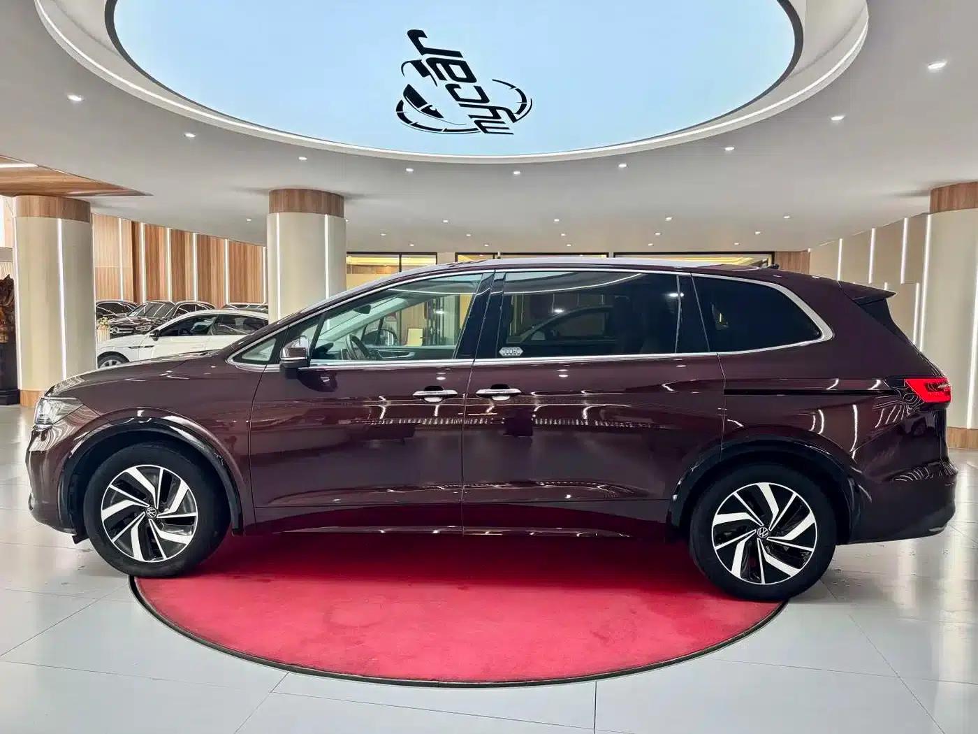 Viloran 2023 330TSI Luxury Edition — миниатюра 8
