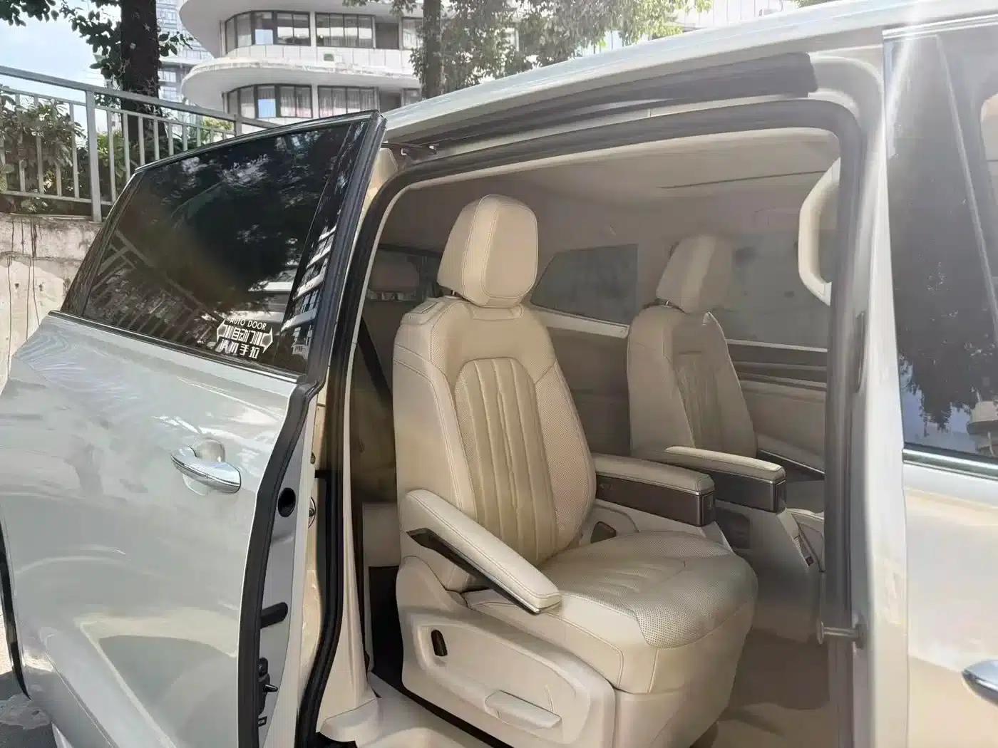 Viloran 2020 330TSI Luxury Edition — миниатюра 15