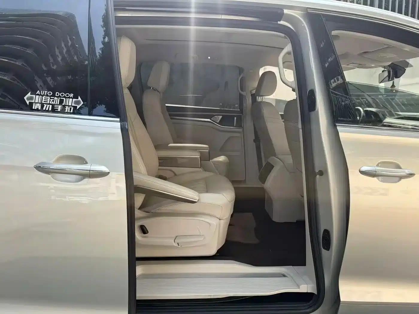 Viloran 2020 330TSI Luxury Edition — миниатюра 16