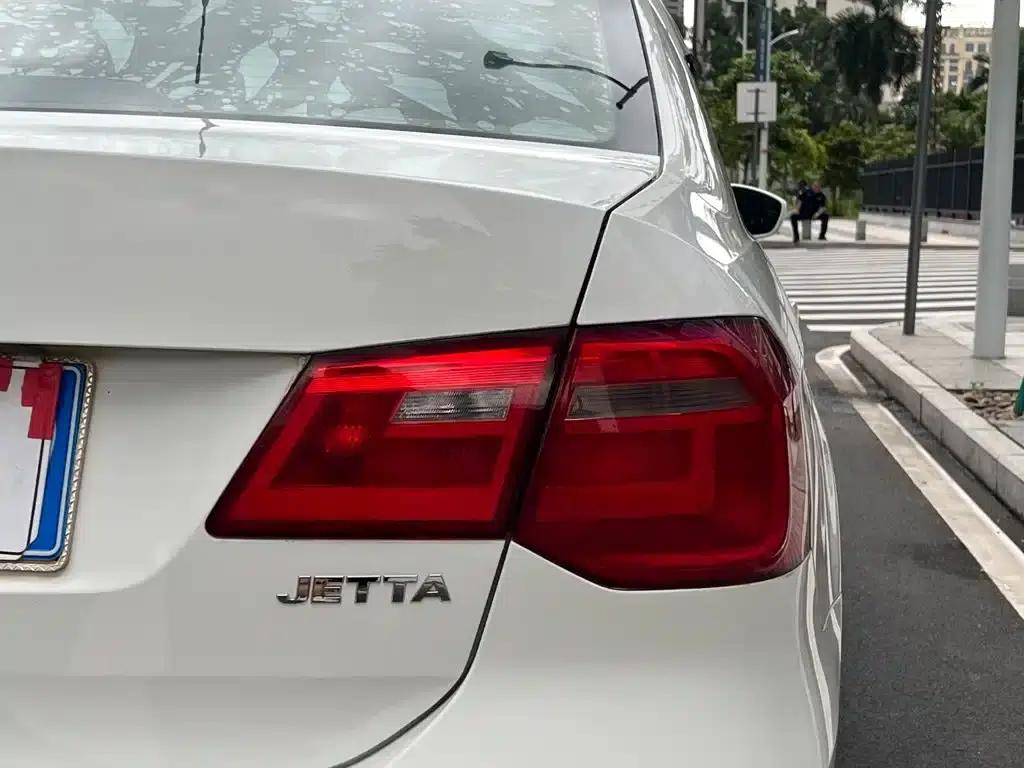 Jetta 2015 Value Edition 1.4L Manual Comfort Model — миниатюра 24