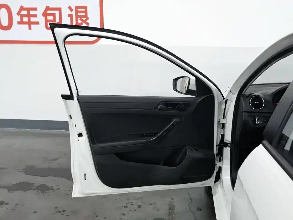 Jetta 2017 1.5L Automatic Fashion Edition — миниатюра 8