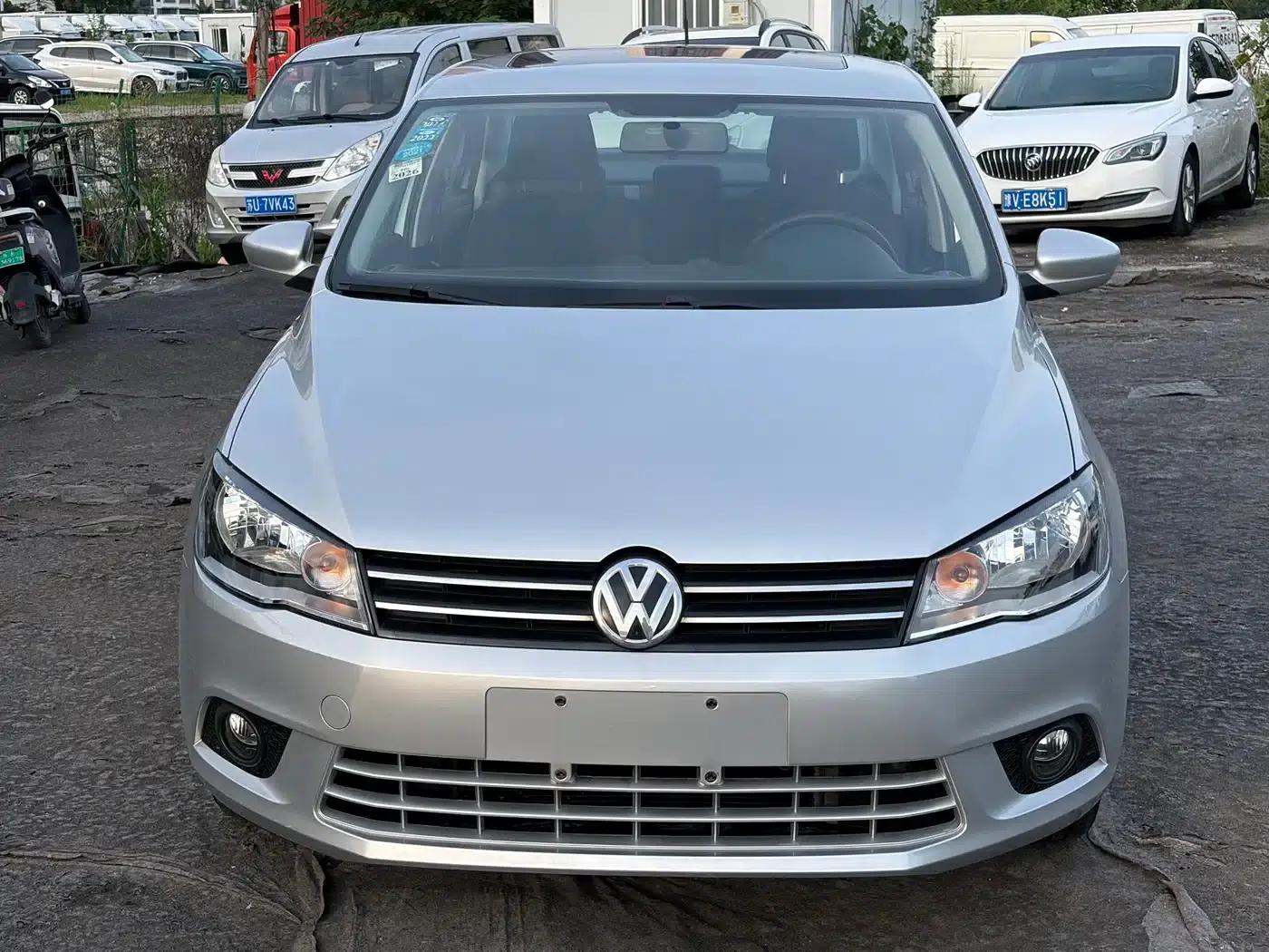 Jetta 2015 Value Edition 1.4L Manual Comfort Model — миниатюра 2