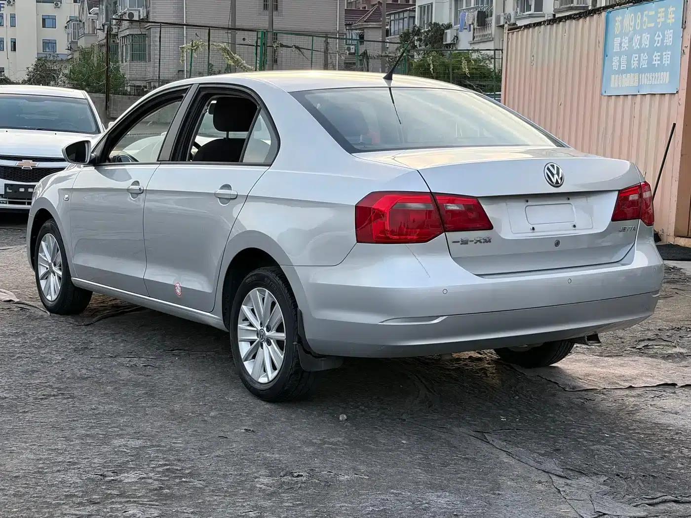 Jetta 2015 Value Edition 1.4L Manual Comfort Model — миниатюра 7