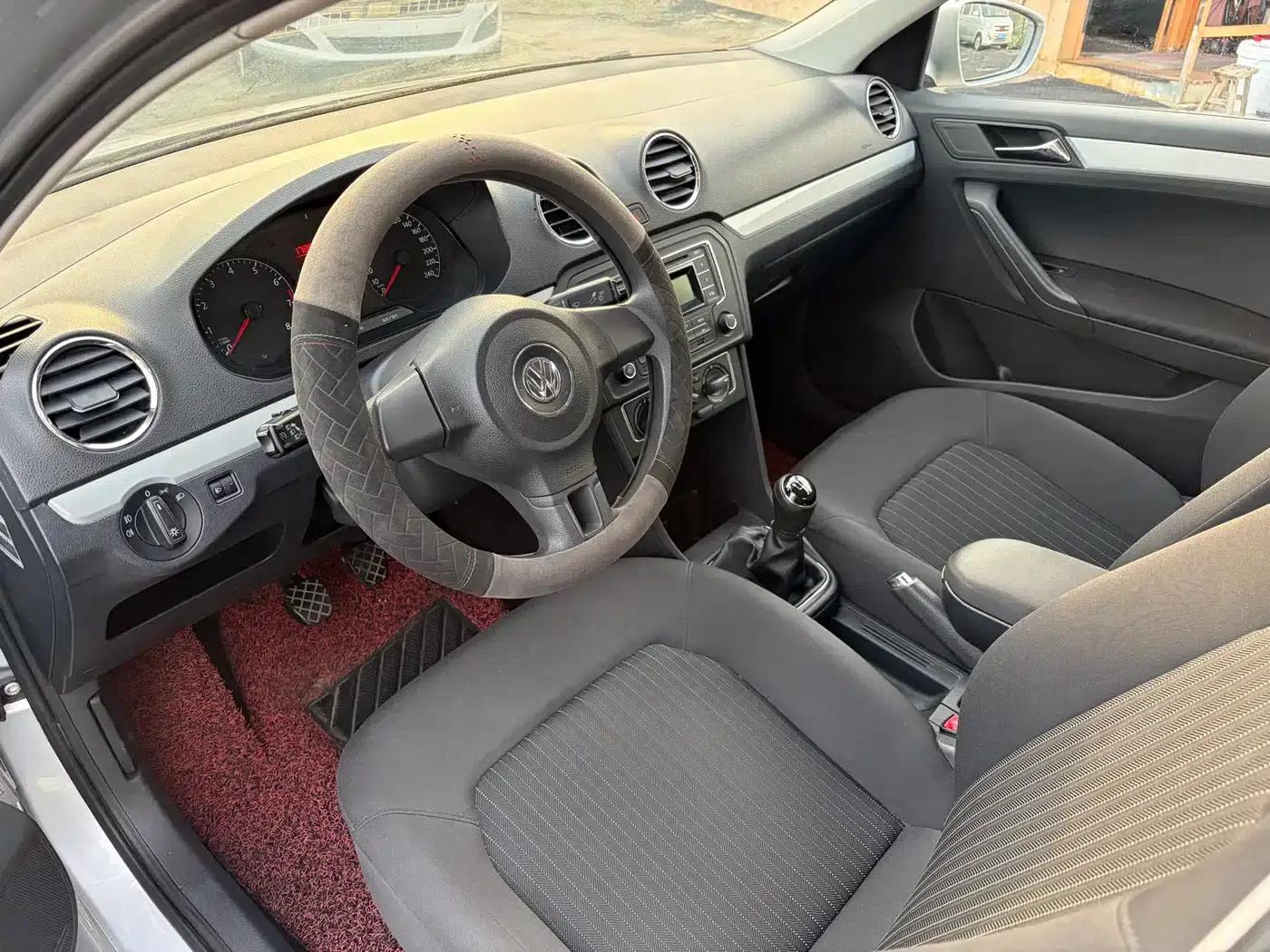 Jetta 2015 Value Edition 1.4L Manual Comfort Model — миниатюра 8