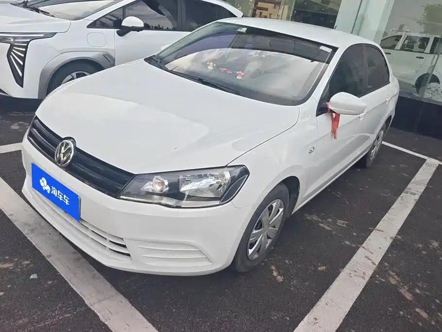 Jetta 2015 Value Edition 1.6L Manual Fashion Model — миниатюра 1