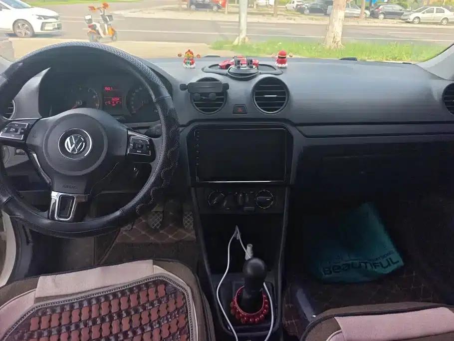 Jetta 2015 Value Edition 1.6L Manual Fashion Model — миниатюра 12