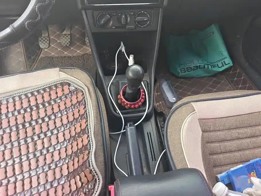 Jetta 2015 Value Edition 1.6L Manual Fashion Model — миниатюра 16