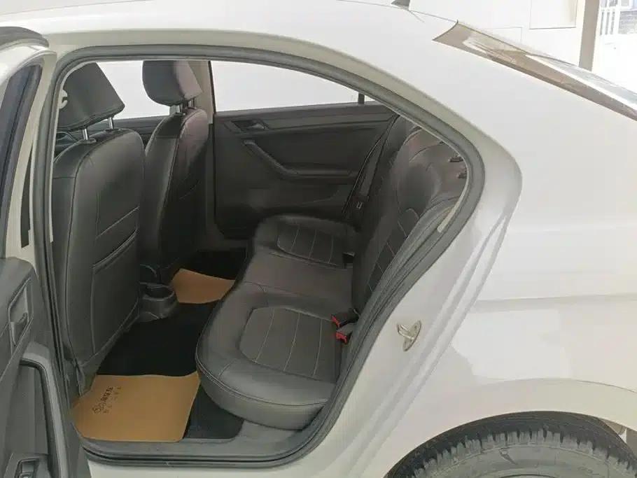 Jetta 2017 1.5L Automatic Fashion Edition — миниатюра 11