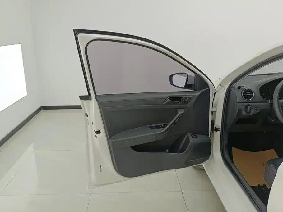 Jetta 2017 1.5L Automatic Fashion Edition — миниатюра 7