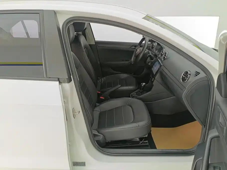 Jetta 2017 1.5L Automatic Fashion Edition — миниатюра 8