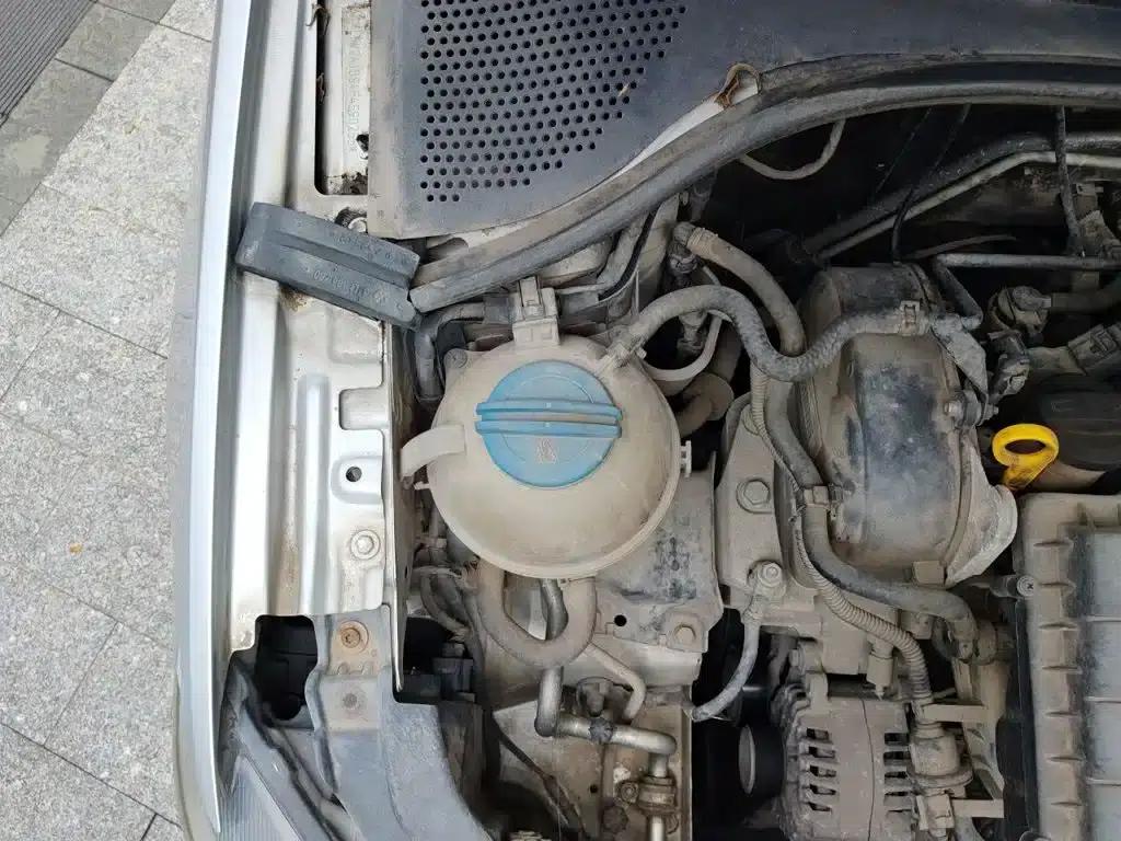 Jetta 2015 1.6L Manual Comfort Model — миниатюра 23