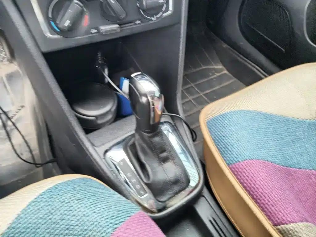 Jetta 2015 Value Edition 1.6L Automatic Comfort Model — миниатюра 7