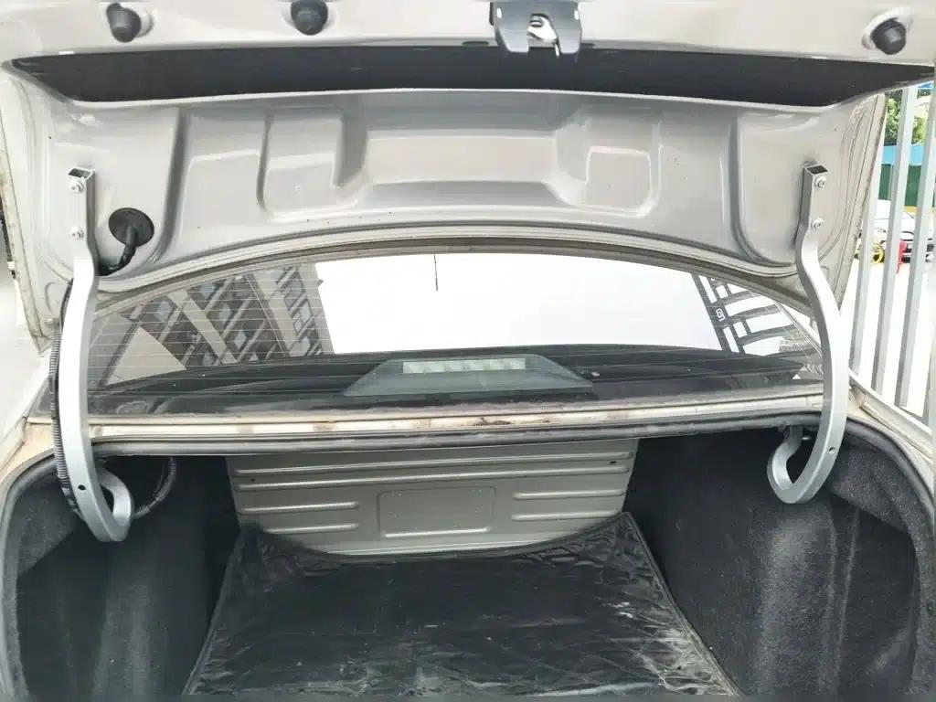 Jetta 2015 Value Edition 1.6L Automatic Comfort Model — миниатюра 10