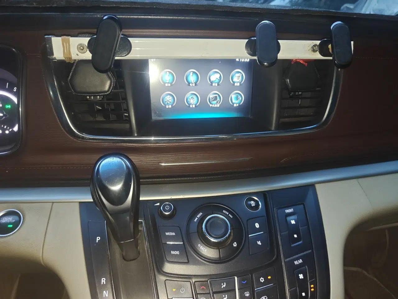 Buick GL8 2018 28T Luxury Model China VI Standard — миниатюра 13