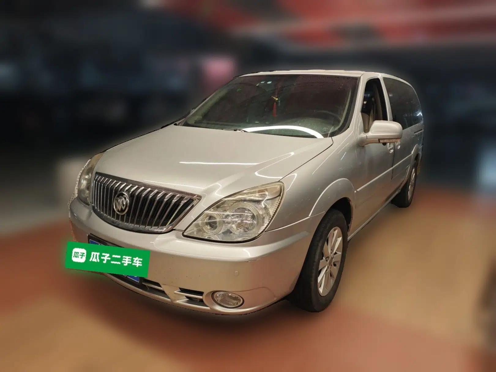 Buick GL8 2014 2.4L Classic Edition — миниатюра 1