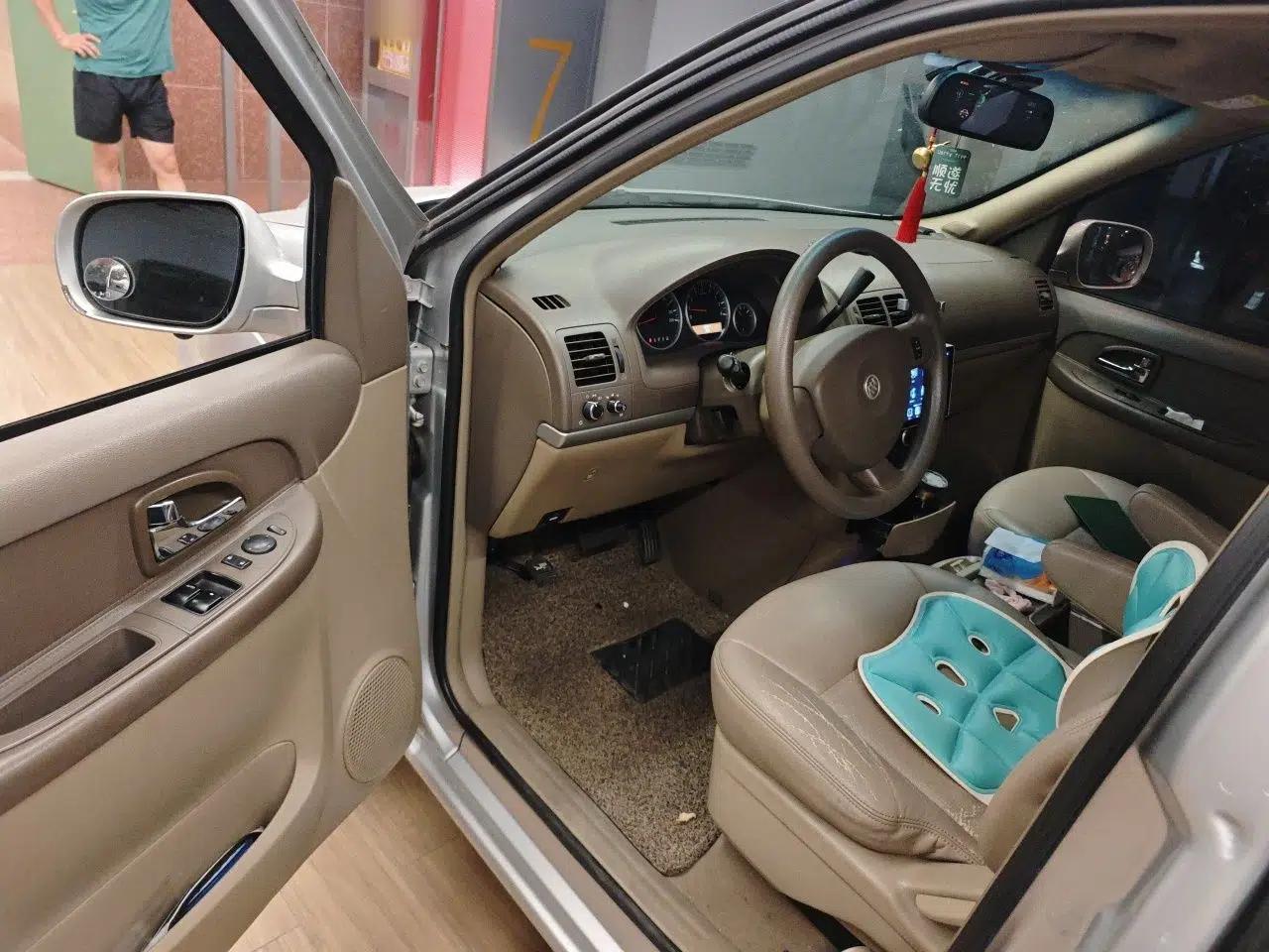 Buick GL8 2014 2.4L Classic Edition — миниатюра 16