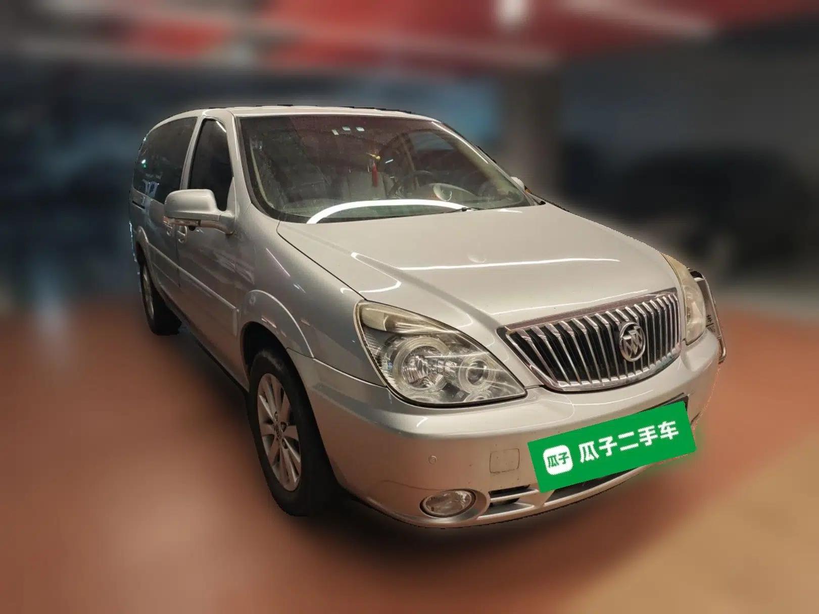 Buick GL8 2014 2.4L Classic Edition — миниатюра 3