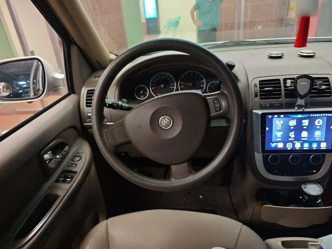 Buick GL8 2014 2.4L Classic Edition — миниатюра 10