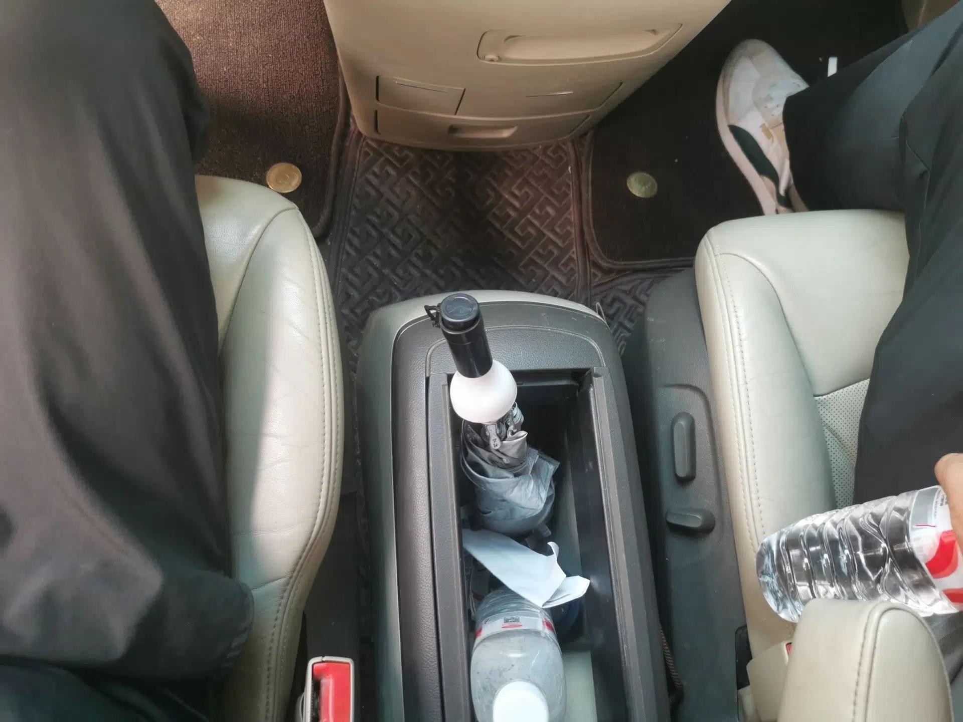 Buick GL8 2011 3.0L XT Luxury Business Flagship Edition — миниатюра 14