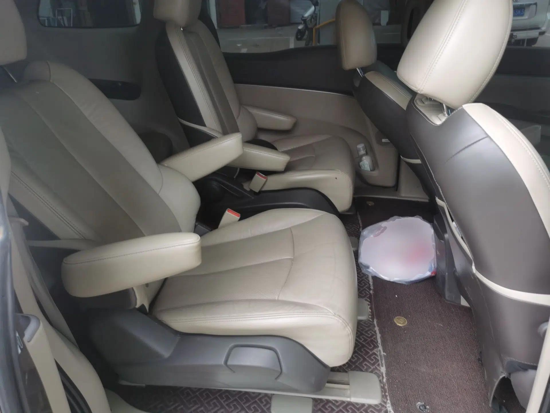 Buick GL8 2011 3.0L XT Luxury Business Flagship Edition — миниатюра 17