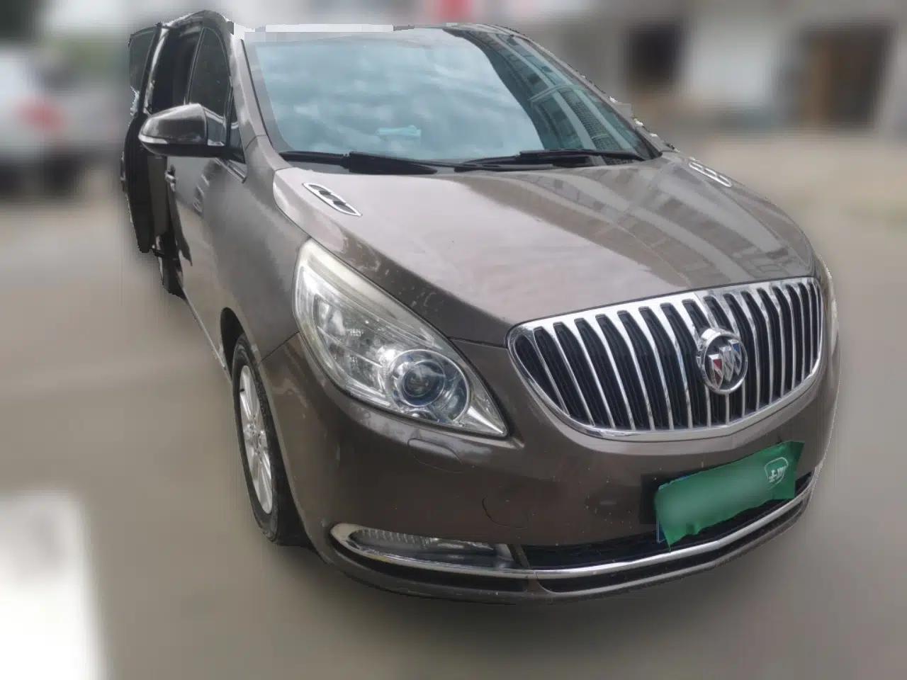 Buick GL8 2011 3.0L XT Luxury Business Flagship Edition — миниатюра 3
