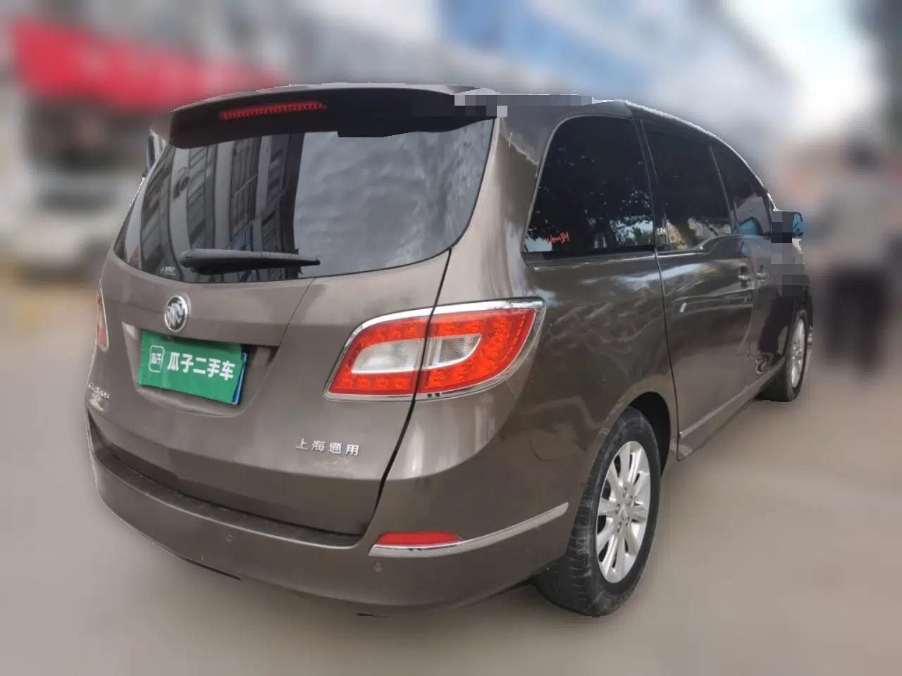 Buick GL8 2011 3.0L XT Luxury Business Flagship Edition — миниатюра 6