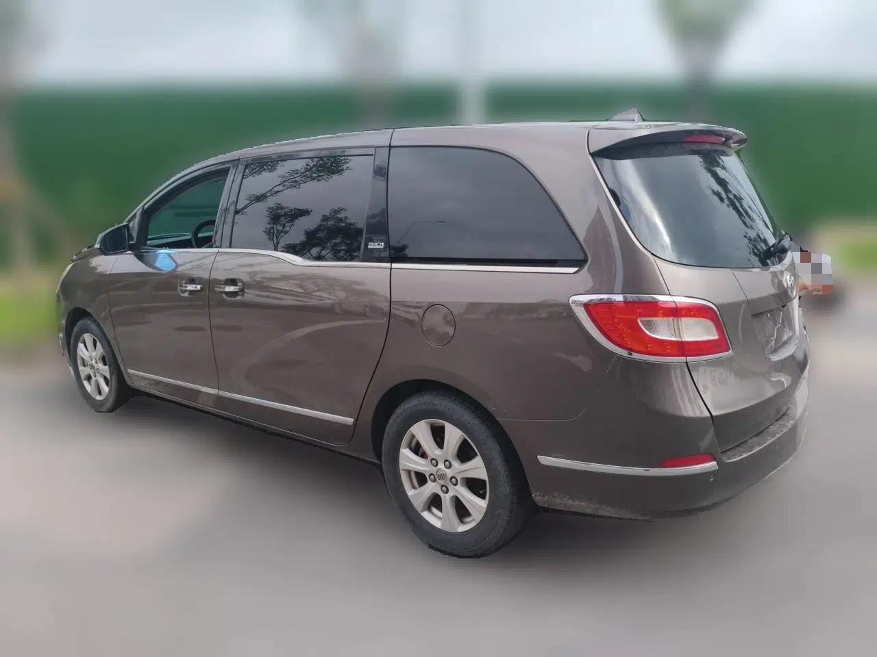 Buick GL8 2011 3.0L GT Luxury Business Haoya Edition — миниатюра 4