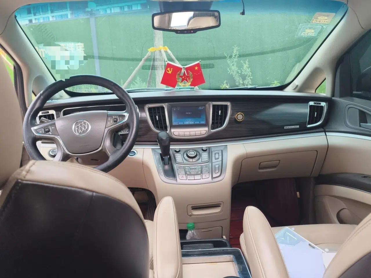 Buick GL8 2011 3.0L GT Luxury Business Haoya Edition — миниатюра 9
