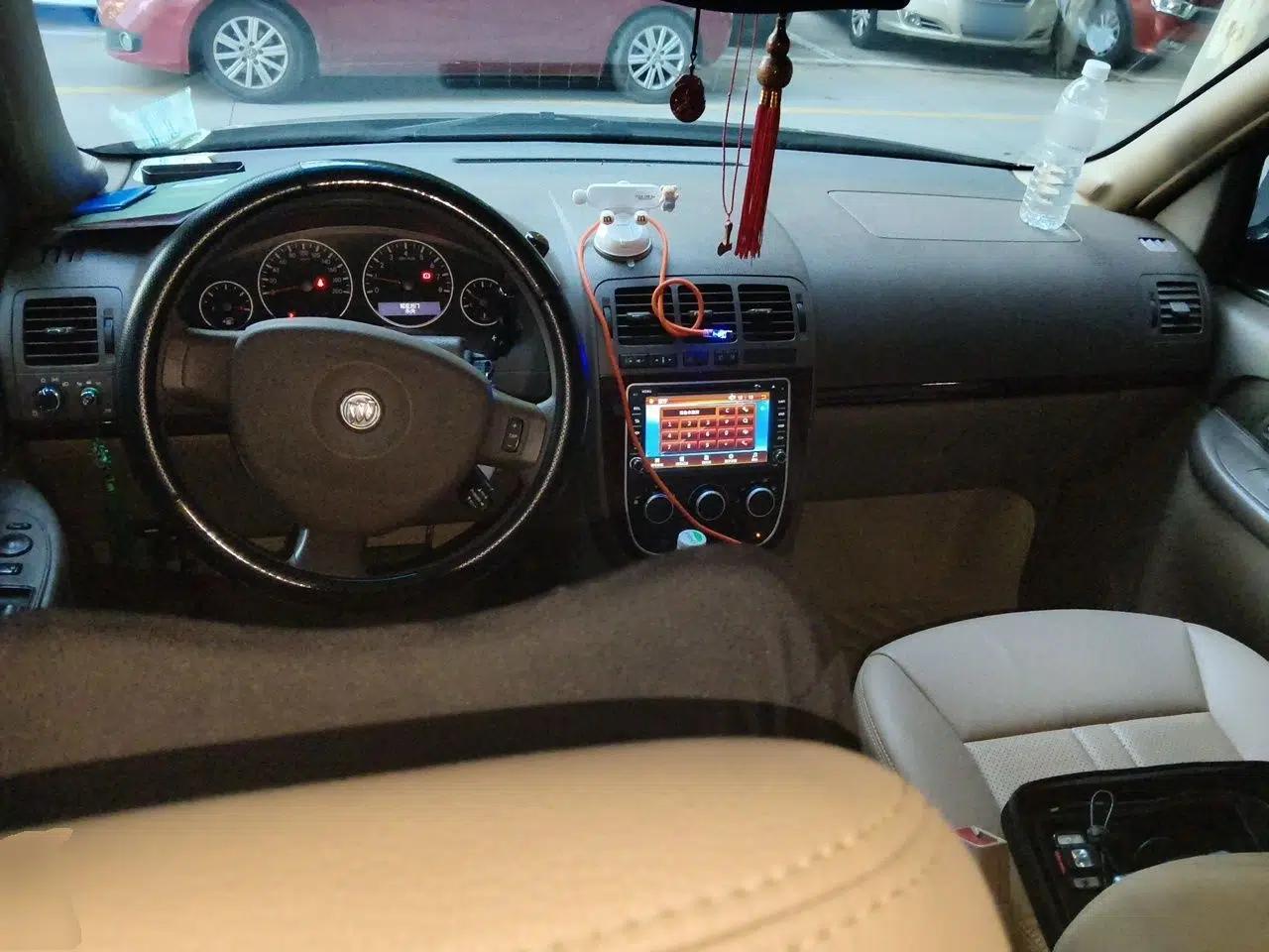 Buick GL8 2014 2.4L Comfort Edition — миниатюра 9