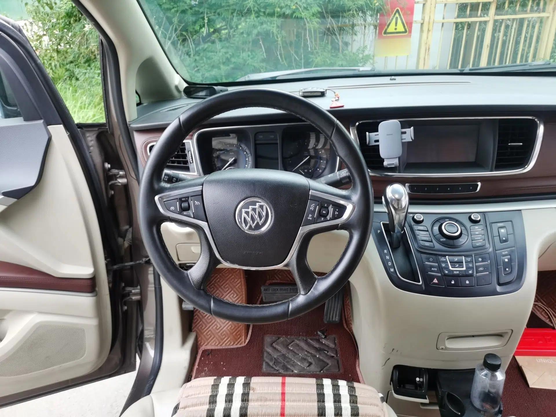 Buick GL8 2014 3.0L GT Luxury Business Haoya Edition — миниатюра 10