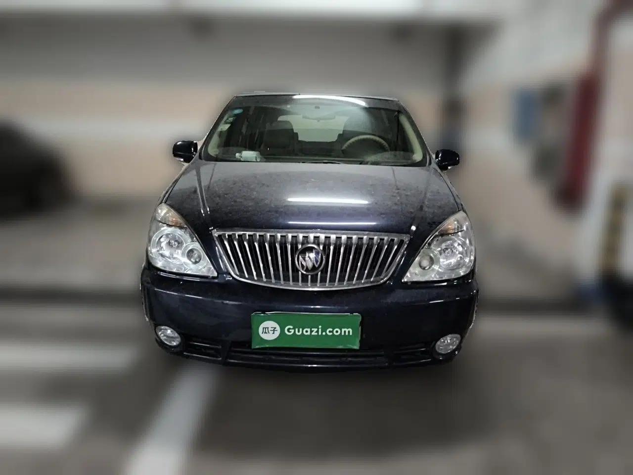 Buick GL8 2014 2.4L Classic Edition — миниатюра 2