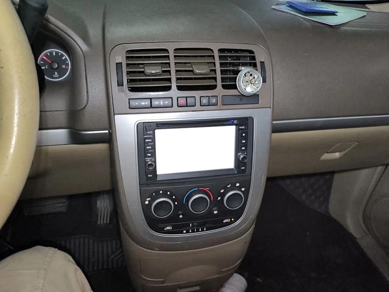 Buick GL8 2014 2.4L Classic Edition — миниатюра 13