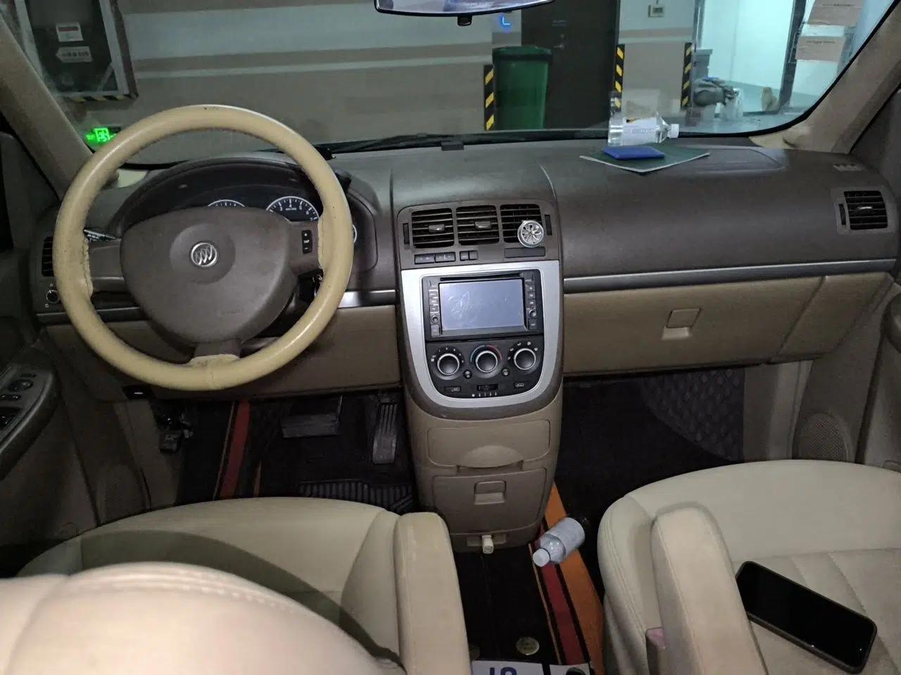 Buick GL8 2014 2.4L Classic Edition — миниатюра 9