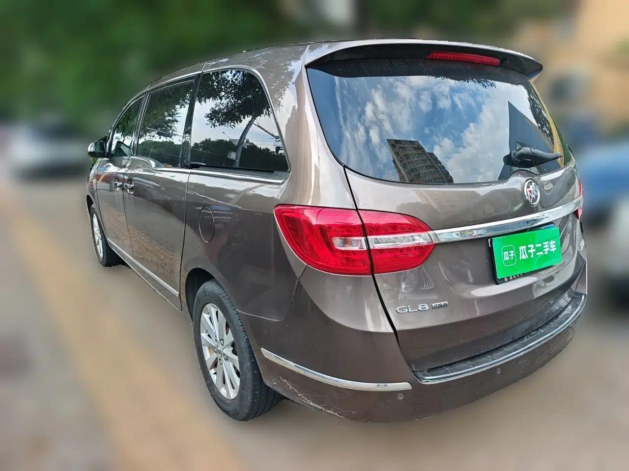 Buick GL8 2017 25S Luxury Version China V Standard — миниатюра 4