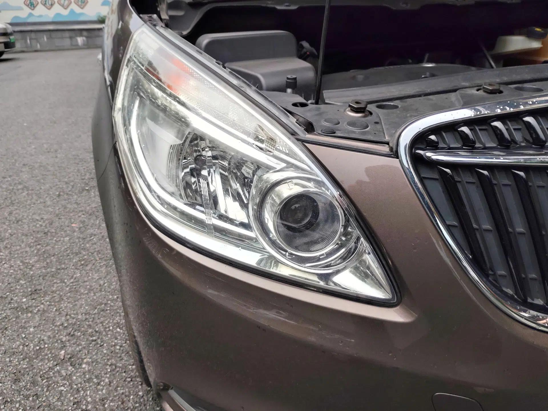 Buick GL8 2017 25S Comfort Version China V Standard — миниатюра 7