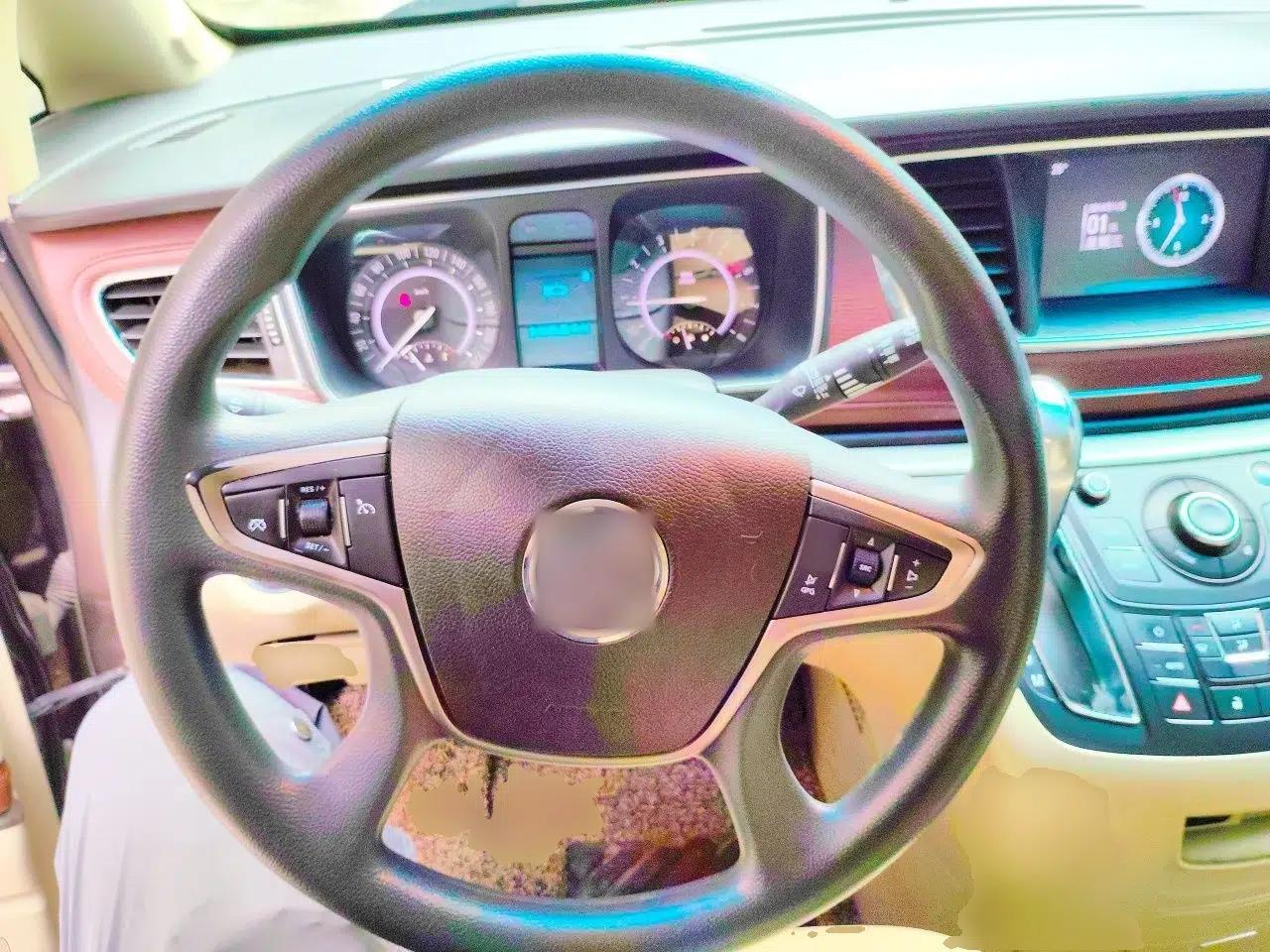 Buick GL8 2017 25S Comfort Version China V Standard — миниатюра 10