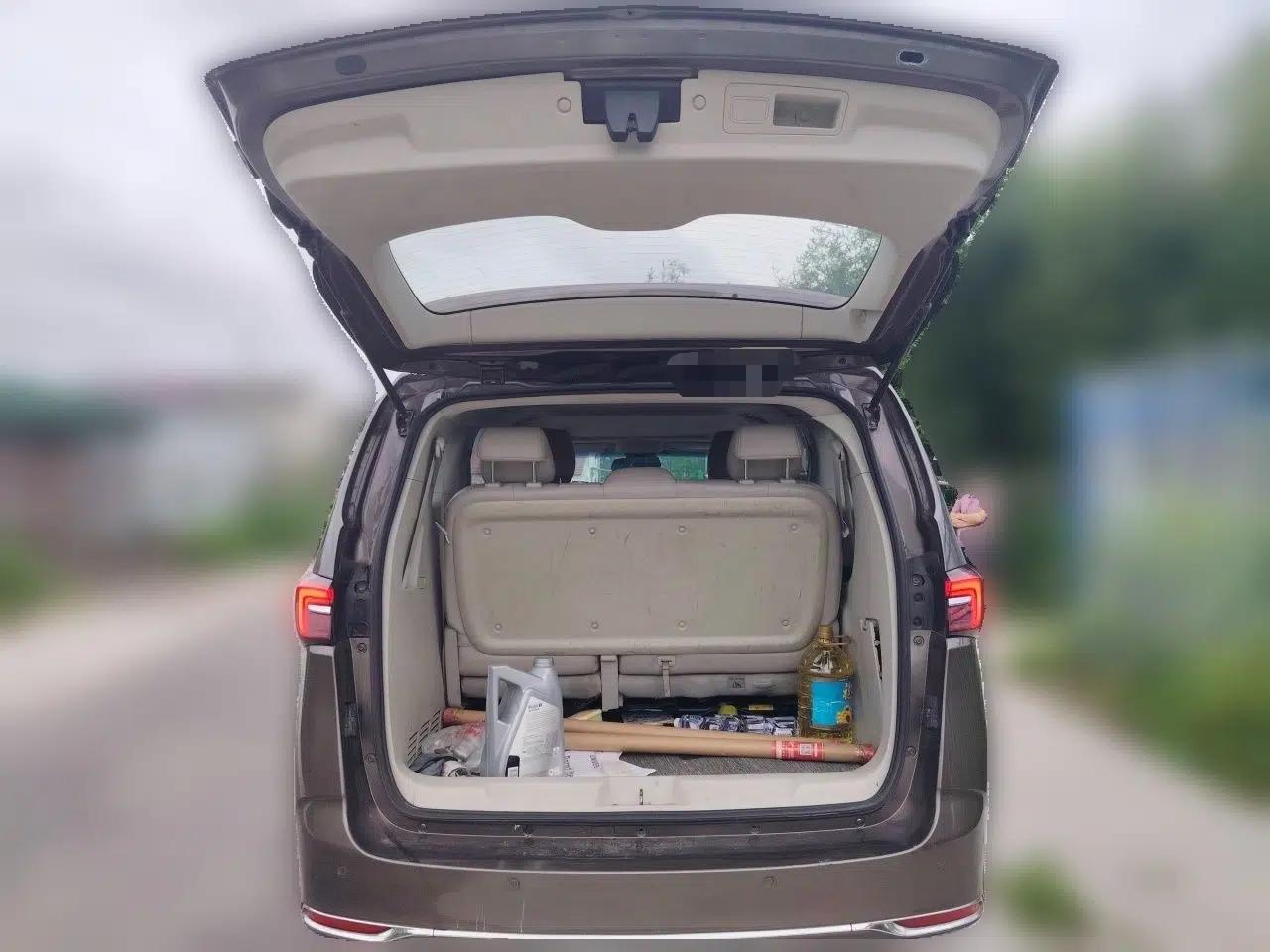 Buick GL8 2021 Land Cruiser Executive Class 652T Comfort Model — миниатюра 19