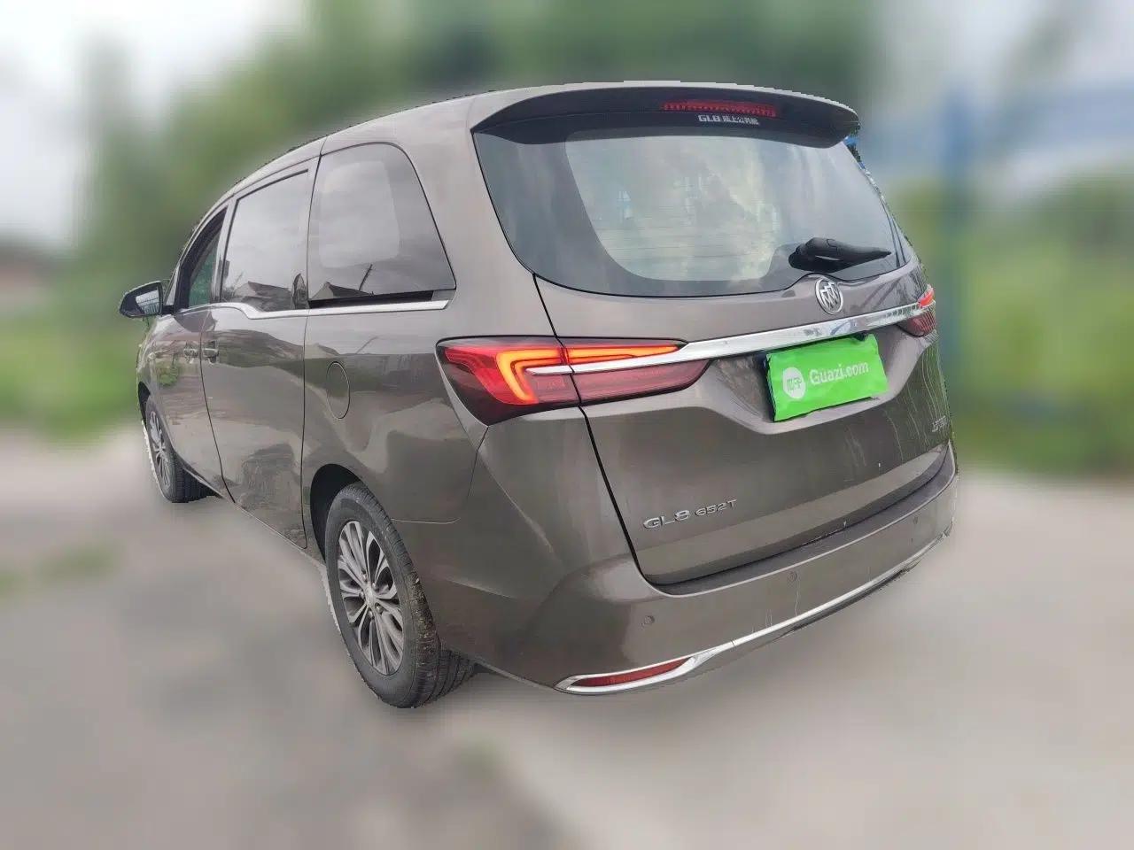 Buick GL8 2021 Land Cruiser Executive Class 652T Comfort Model — миниатюра 4