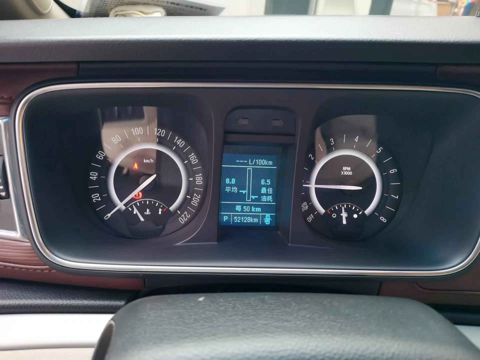 Buick GL8 2018 28T Luxury Model China VI Standard — миниатюра 11
