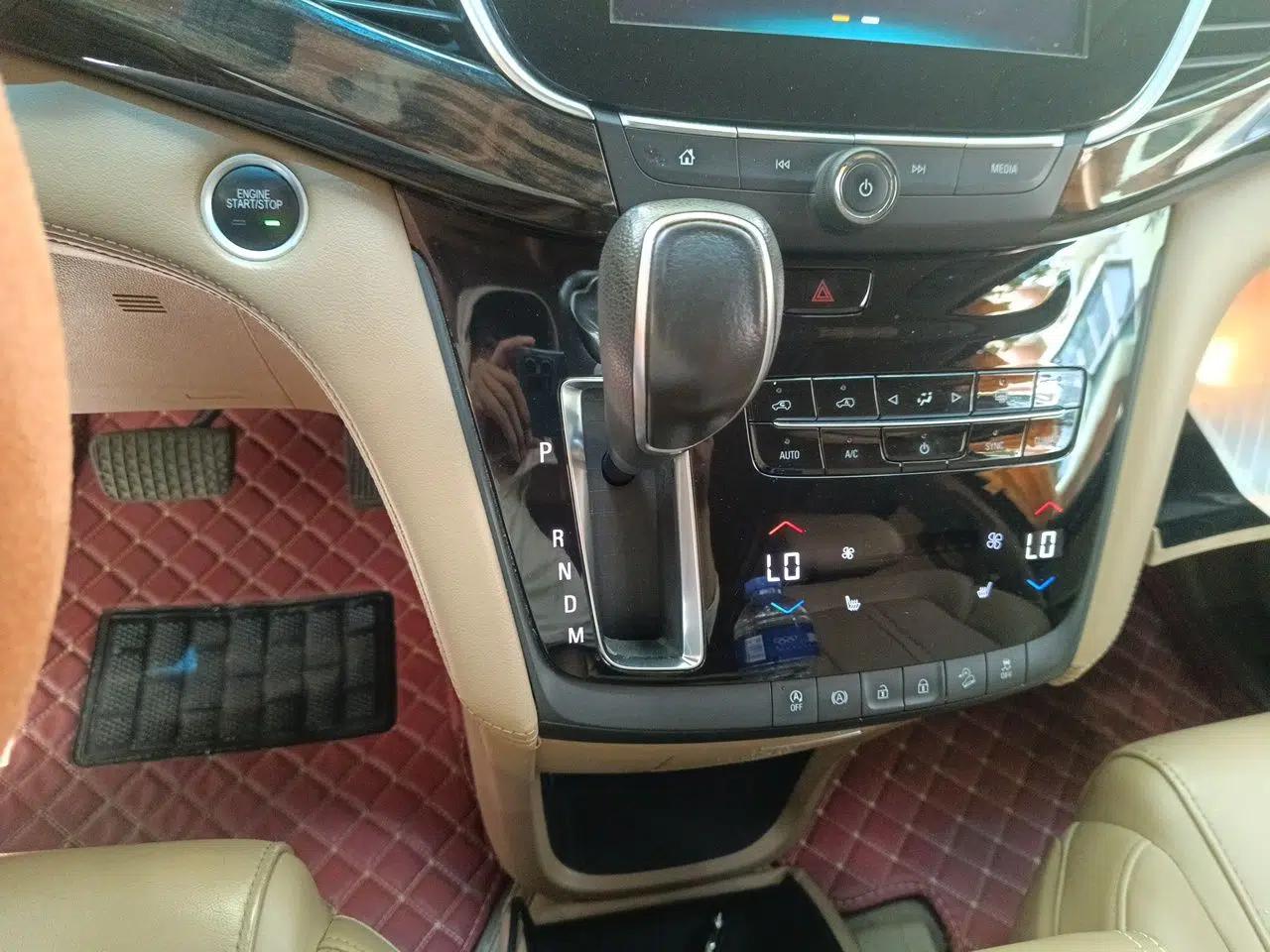 Buick GL8 2017 ES 28T Luxury Model China V Standard — миниатюра 14