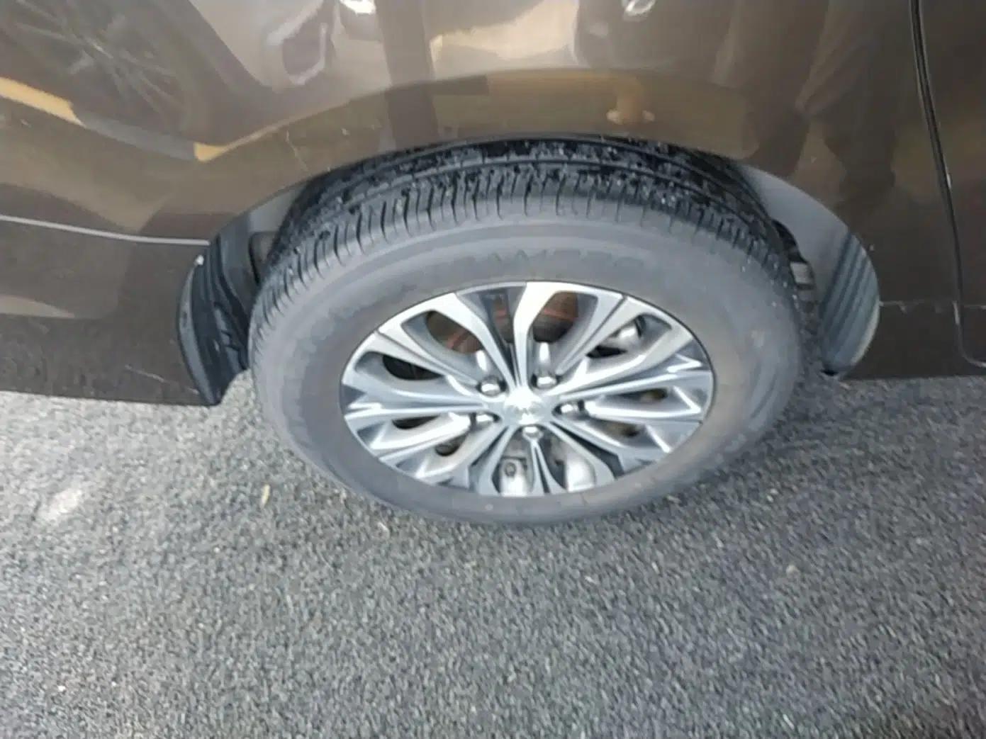 Buick GL8 2020 Land Cruiser Executive Class 652T Comfort Model — миниатюра 16