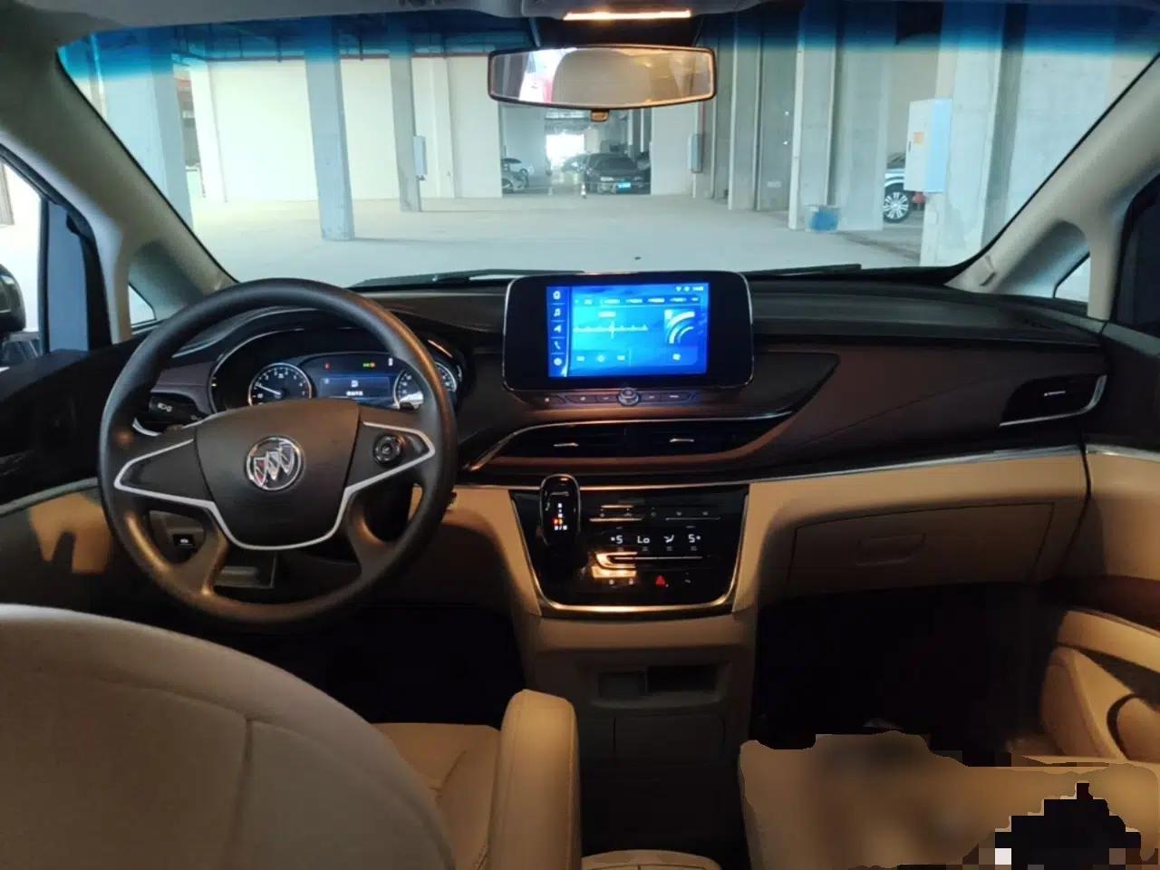 Buick GL8 2021 Land Cruiser Executive Class 652T Comfort Model — миниатюра 12