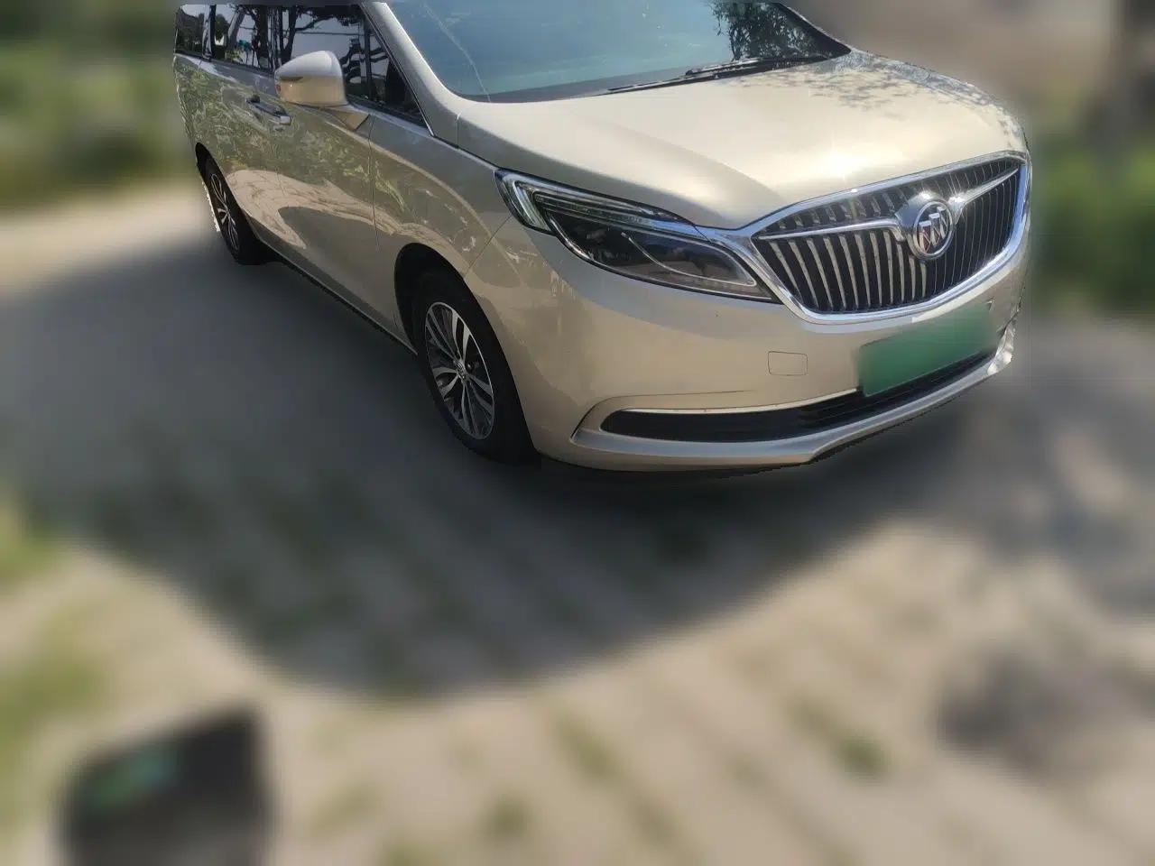 Buick GL8 2017 ES 28T Luxury Model China V Standard — миниатюра 3