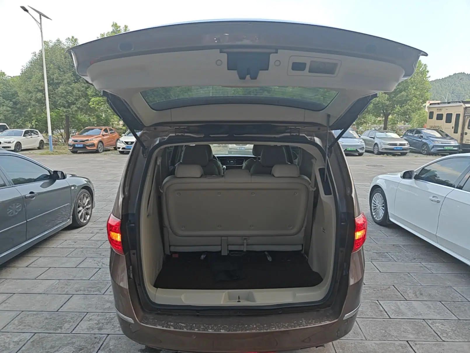 Buick GL8 2018 28T Prestige Version China VI Standard — миниатюра 22