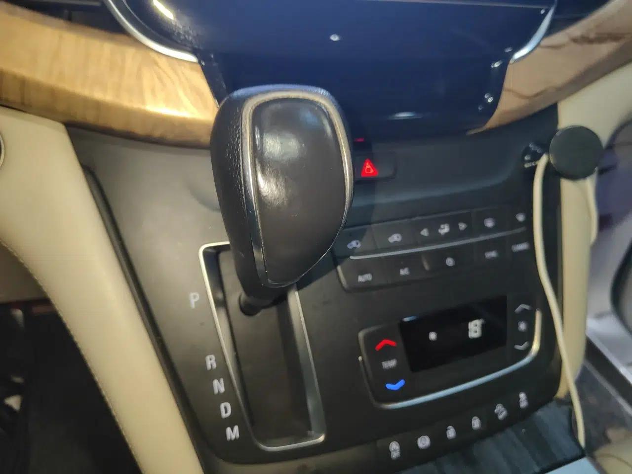 Buick GL8 2017 ES 28T Comfort Model China V Standard — миниатюра 14