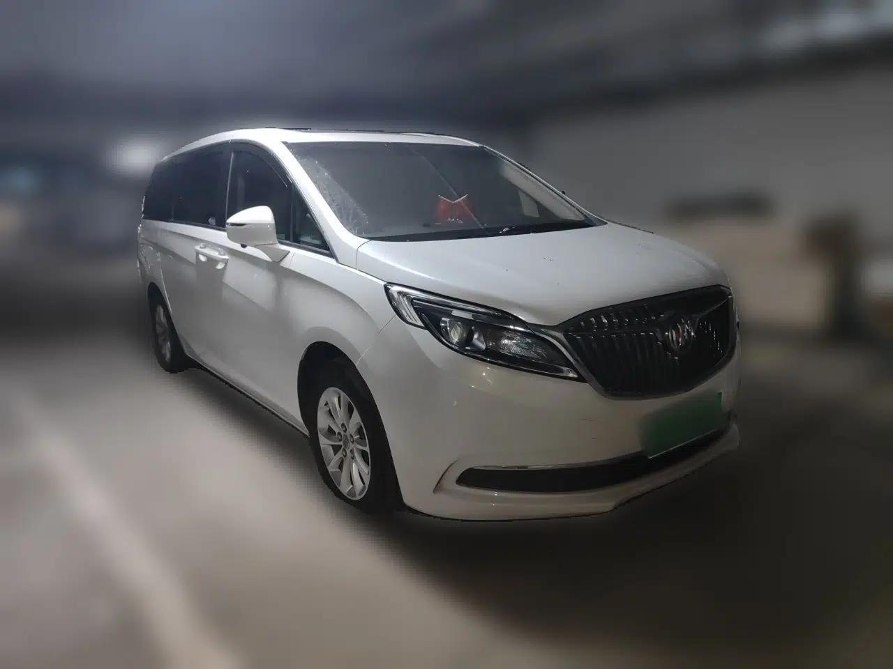 Buick GL8 2017 ES 28T Comfort Model China V Standard — миниатюра 3