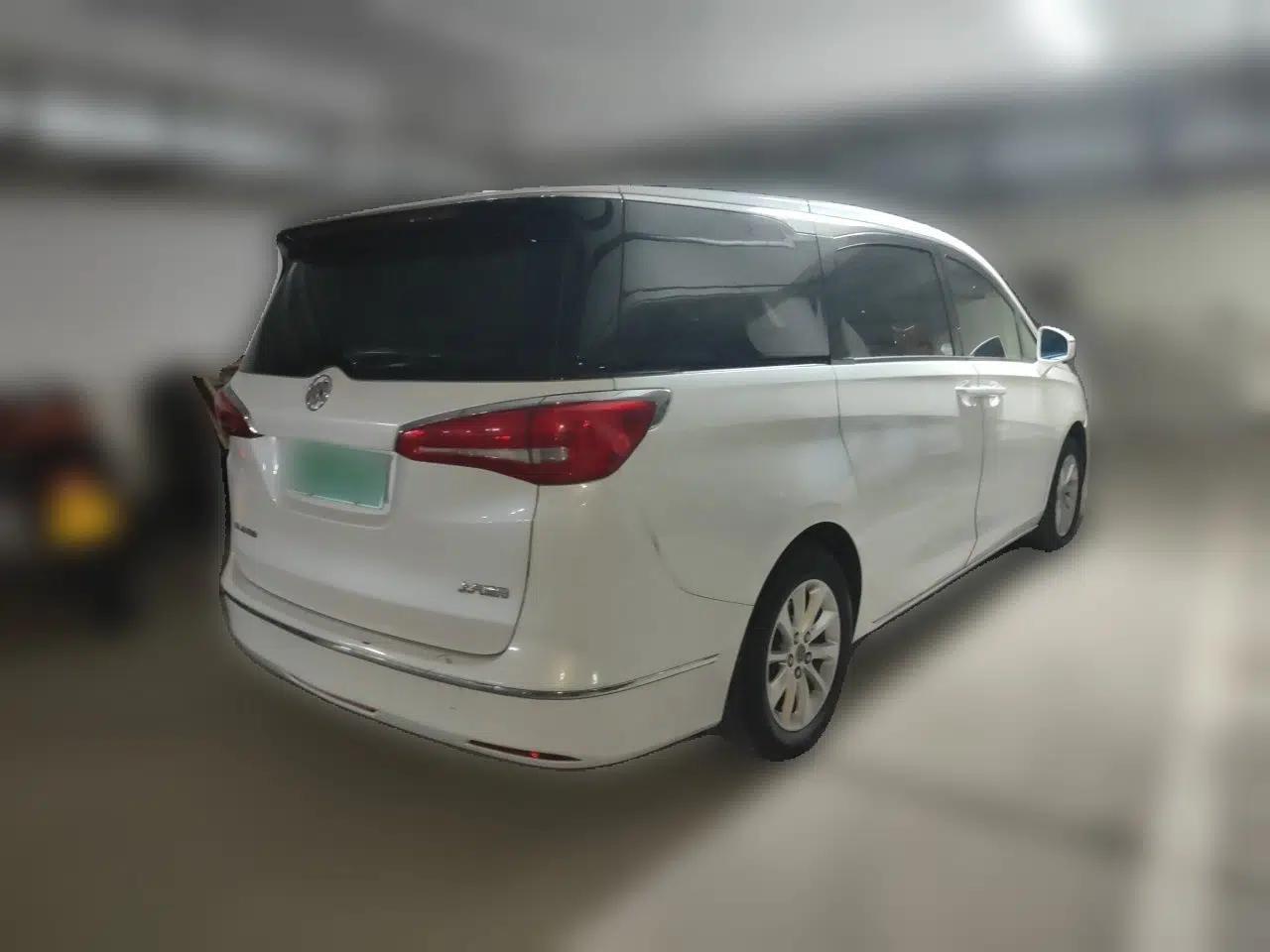 Buick GL8 2017 ES 28T Comfort Model China V Standard — миниатюра 6